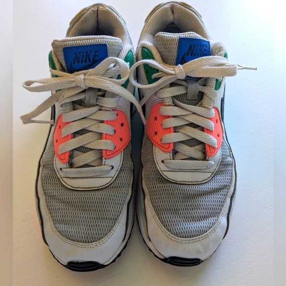 NIKE Air Max South Beach AJ1285-100 - Picture 2 of 15